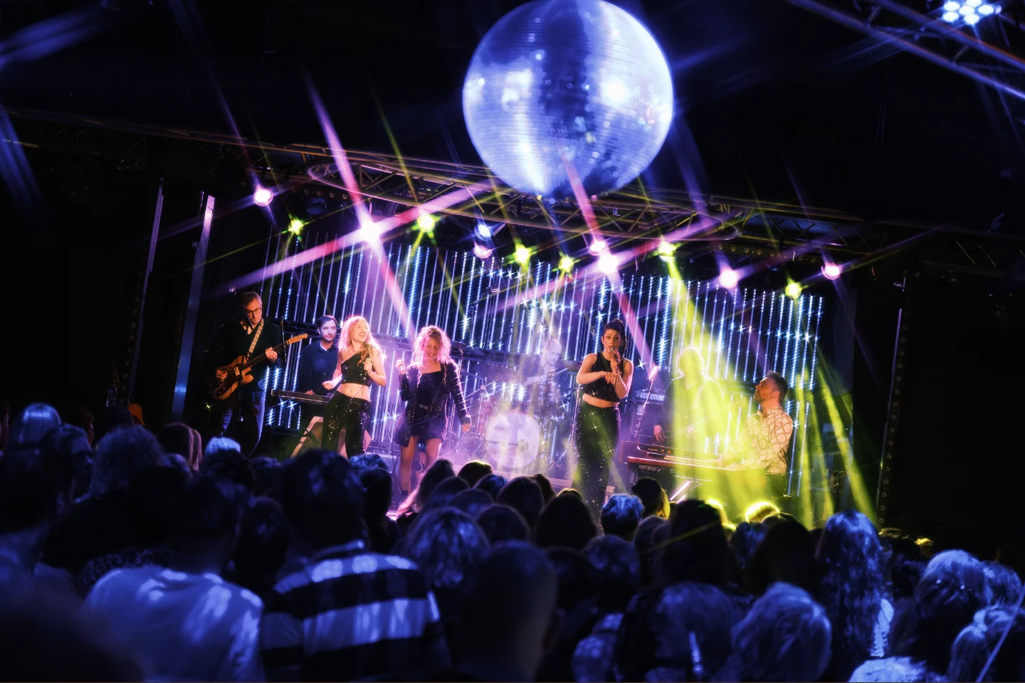 Gimme! Gimme! Gimme! ✰ ABBA Tribute Night